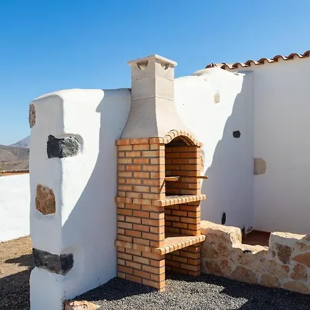 Home2book Finca Dos Ruedas 别墅